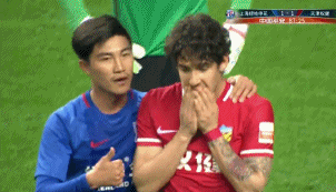 記者：17年那場秦升踩腳士林點贊 第2回合就是這二位攜手配合莊家