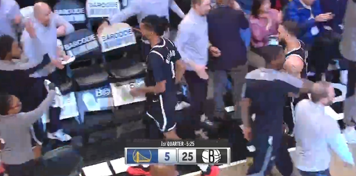 用你最擅長的方式！籃網主場下起3分雨 一波15-0領先20分打停勇士