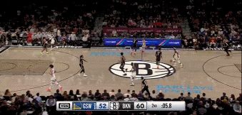 神奇一擊！庫里全程不看筐背身接球轉(zhuǎn)身logo3分 直接跑回更衣室！