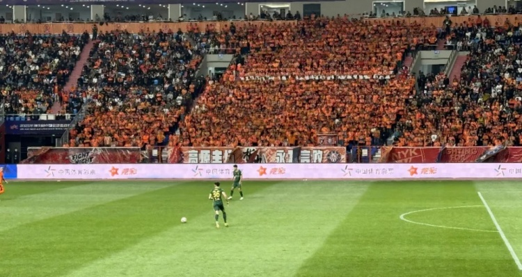 云南玉昆取得中超首球、首分 中國(guó)體育彩票助力云南足球事業(yè)發(fā)展