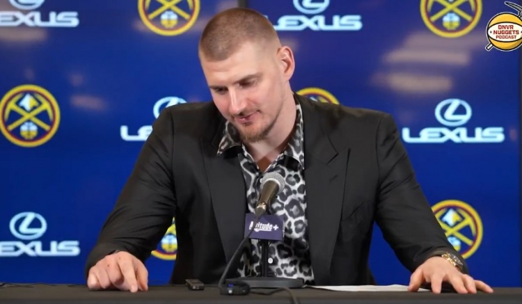 31分21板22助！約基奇：我會向我孫子們撒謊說 我的數(shù)據比這更多