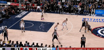 標志性中投！德羅贊頂人強行干拔命中 直接打停快船