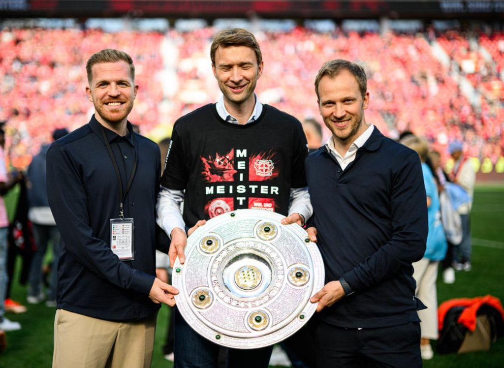 羅馬諾：藥廠總監(jiān)助手厄澤克決定離隊，考慮去五大聯賽球隊任總監(jiān)