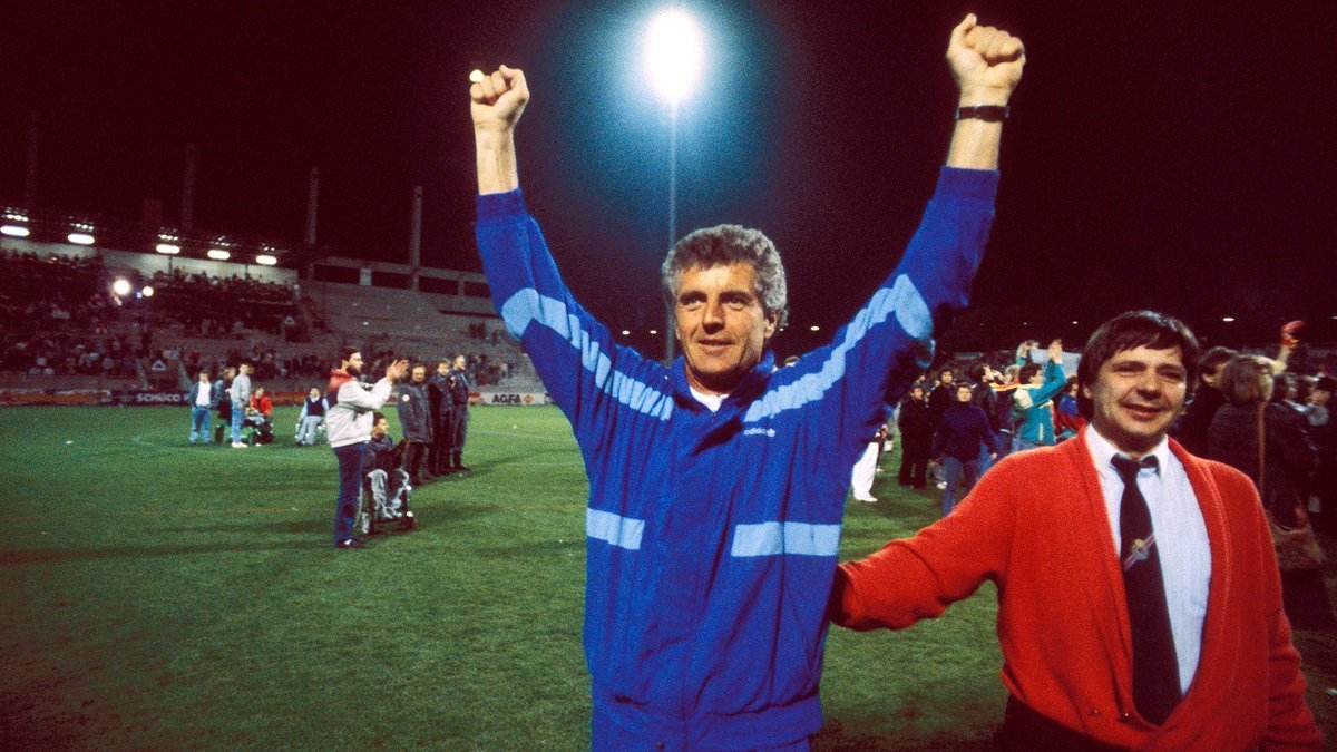 88年0-3最終逆轉(zhuǎn)西班牙人！藥廠名帥里貝克：逆轉(zhuǎn)拜仁概率仍有15%