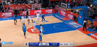 徹底打開手感了！奎因-庫克接連扔進不講理三分！已經(jīng)砍下18分！