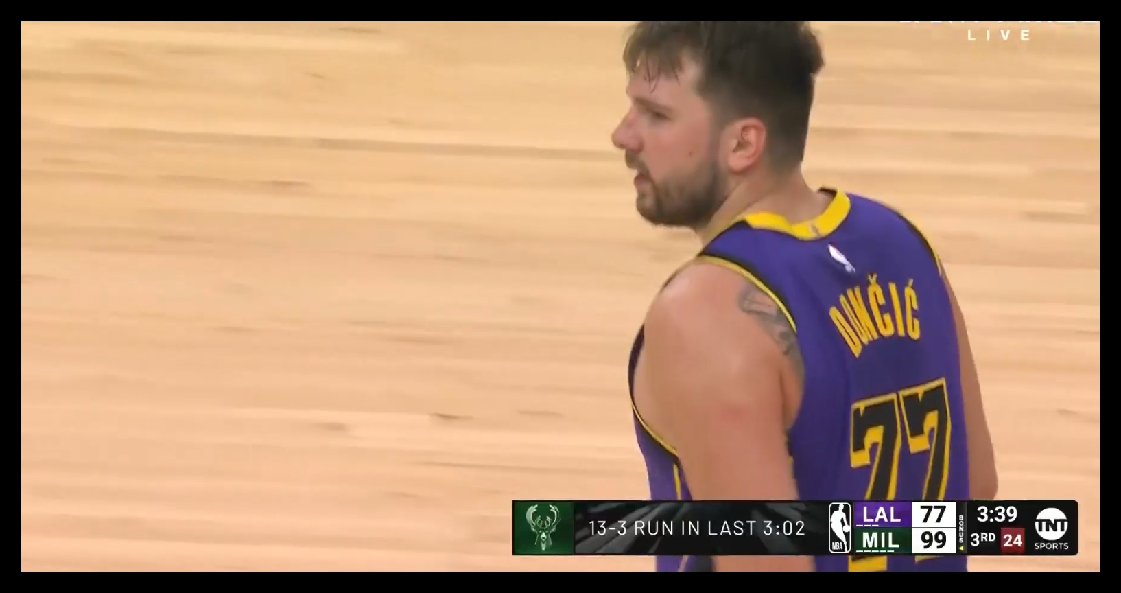 要結(jié)束了？雄鹿3分鐘轟13-3攻擊波 目前領(lǐng)先湖人22分！