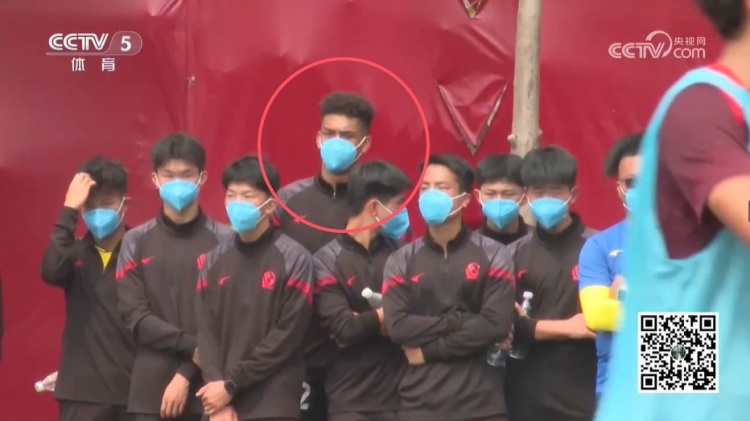 無緣U17國足名單，張洪福隨恒大足校觀摩國少隊訓(xùn)練