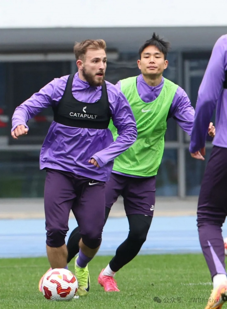 津門虎外援薩爾瓦多：我們進行很多戰(zhàn)術(shù)演練，希望通過熱身賽檢驗