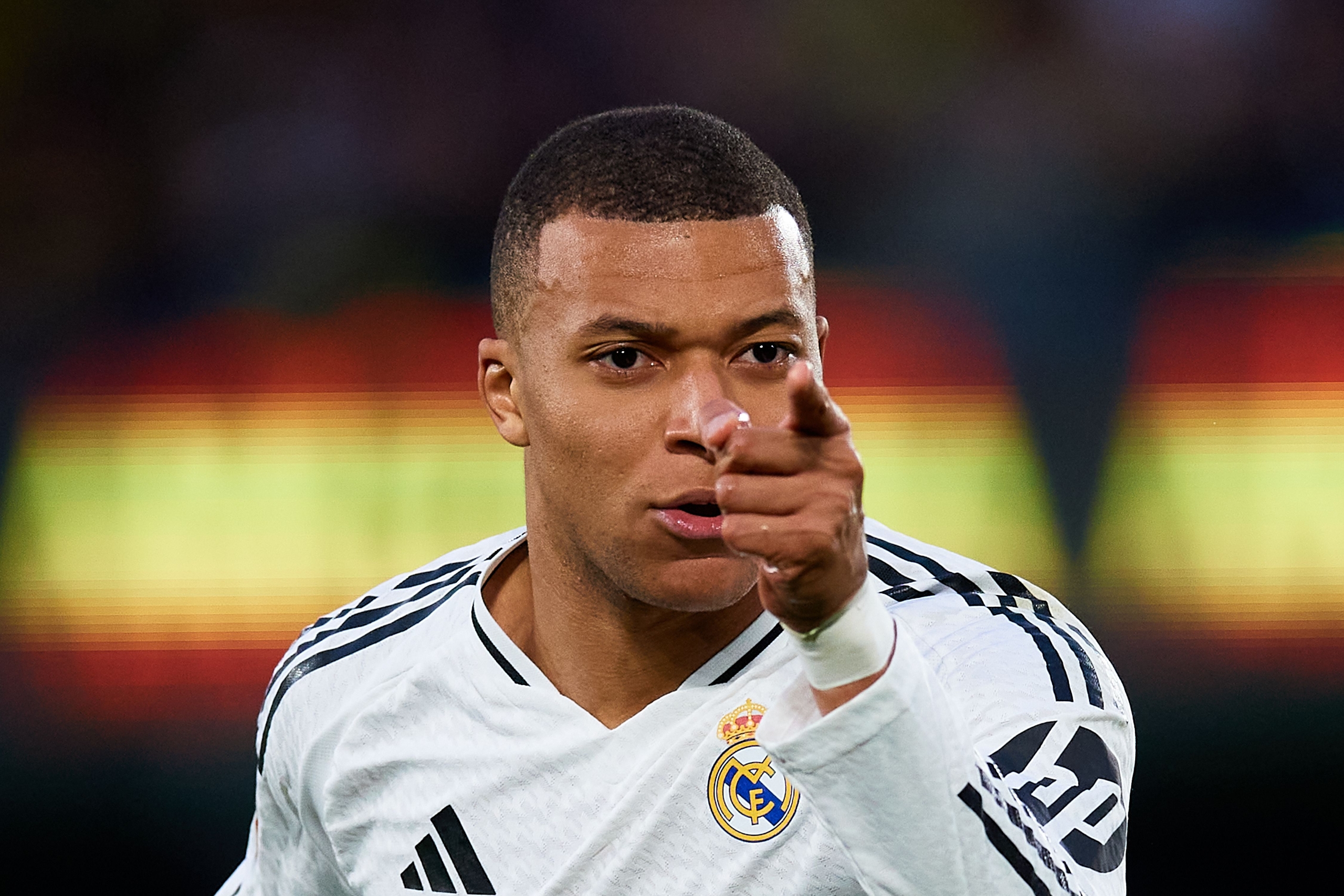 沒有維尼修斯表現(xiàn)更佳？姆巴佩20球中一半是在維尼修斯不在時(shí)打進(jìn)