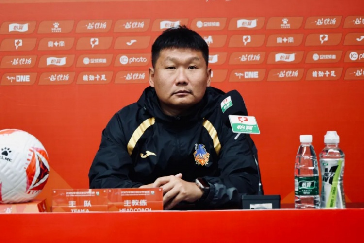 劉建業(yè)：我們通過(guò)這一分收獲更多信心，對(duì)所有出場(chǎng)球員都非常滿意