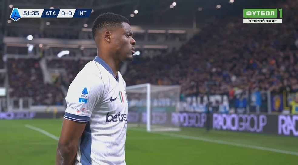 看臺出現(xiàn)醫(yī)療事故，國米vs亞特蘭大第51分鐘一度中斷