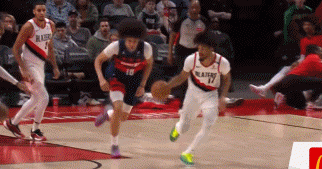 感覺(jué)都沒(méi)用力跳！阿夫迪亞助飛謝頓-夏普空接滑翔暴扣