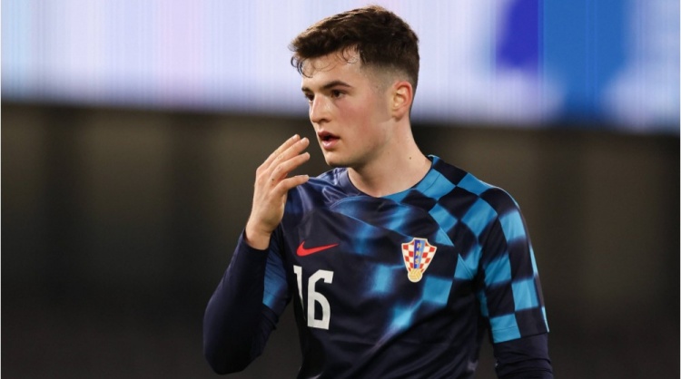 意媒：國米考察薩格勒布迪納摩中場巴圖里納，該球員估值2000萬歐