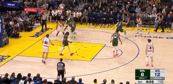 返廠升級(jí)！波杰姆斯基復(fù)出并首發(fā)出戰(zhàn) 開(kāi)場(chǎng)三分2投2中