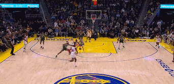 有動(dòng)作！特倫特上籃給了巴特勒一巴掌 勇士選擇挑戰(zhàn)但失敗