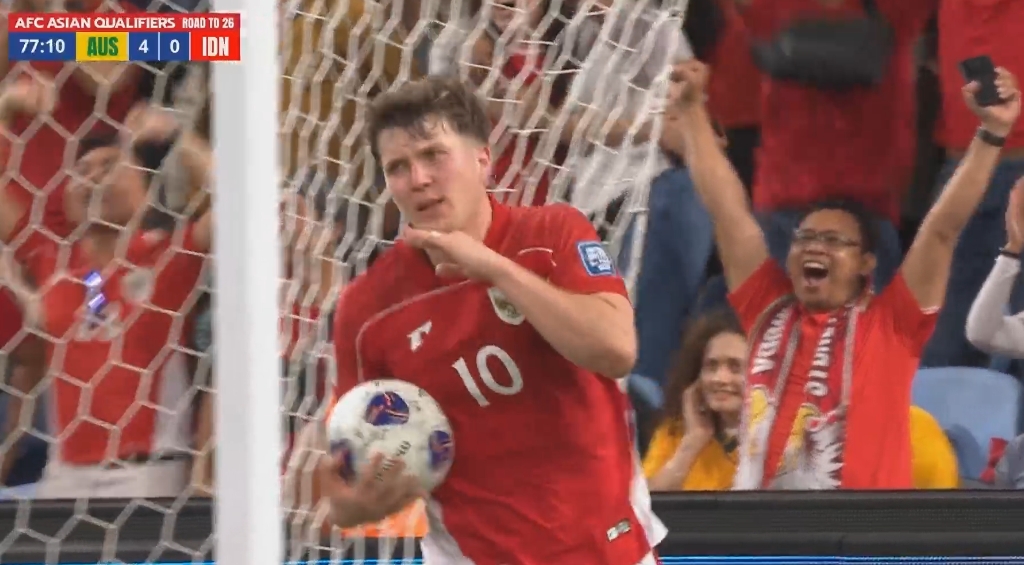 扳回一城！印尼歸化羅梅尼首秀破門+“割喉”慶祝 克魯伊維特鼓掌