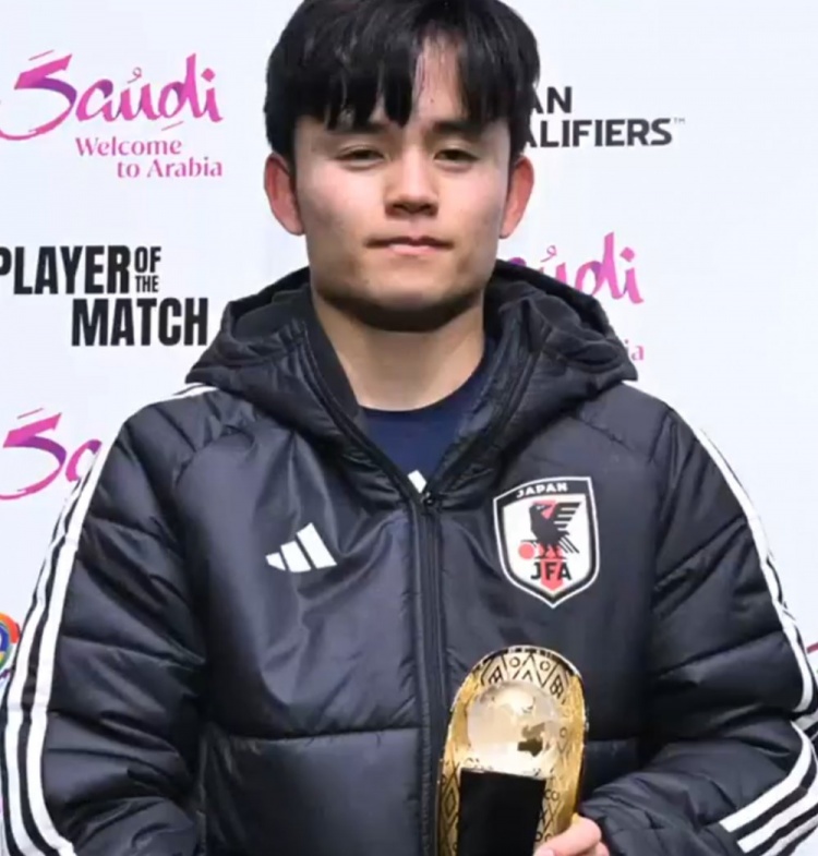 一傳一射閃耀全場(chǎng)！官方：久保建英當(dāng)選日本2-0巴林全場(chǎng)最佳