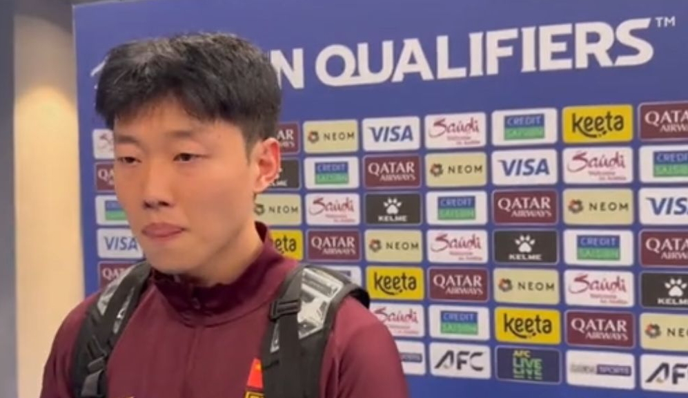 高準(zhǔn)翼：計(jì)劃保平爭(zhēng)勝但有些意外情況 紅牌后大家說挺過上半場(chǎng)