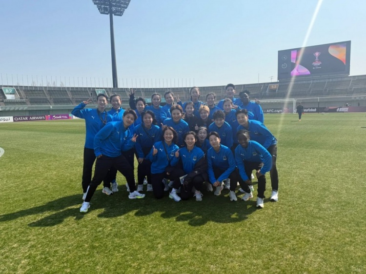 王霜社媒慶祝晉級：朝著我們的目標奮進，在更多的賽場上綻放