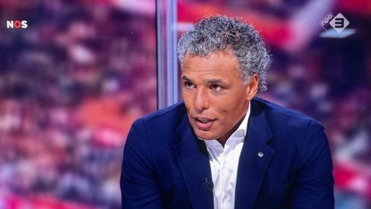 范霍伊東克：荷蘭vs西班牙兩回合堪稱足球里的黃片，真把我看爽了