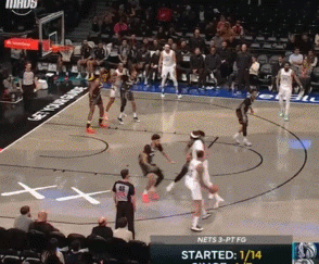 手感依然在！濃眉接華盛頓傳球 迎著克拉克斯頓直接中投空心命中