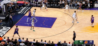 這球打得夠堅(jiān)決！布克倚著防守拋投打成2+1