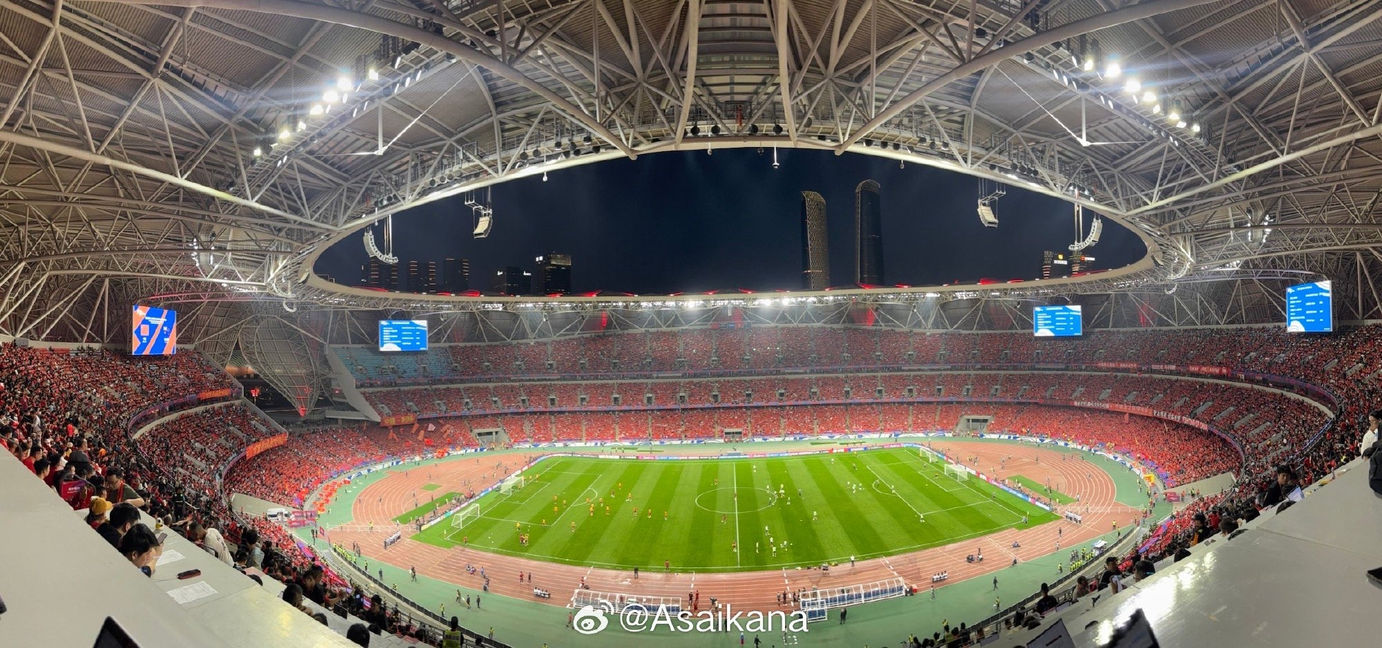 澳大利亞僅來了零星球迷，被紅色海洋淹沒了  ???