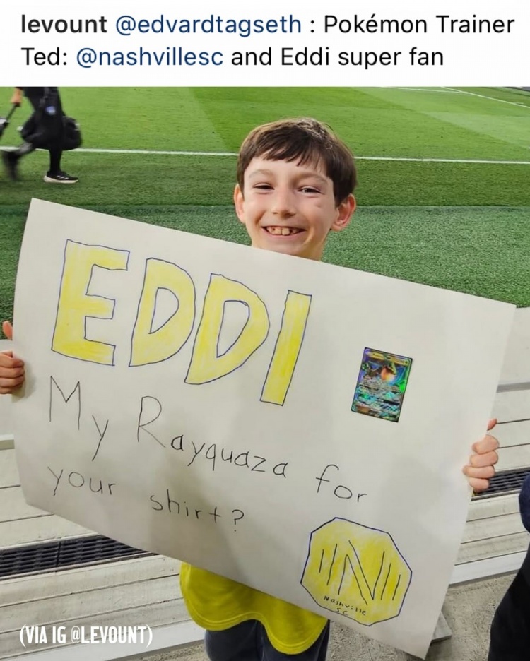 有愛(ài)！美國(guó)小球迷用寶可夢(mèng)卡牌換到偶像球衣
