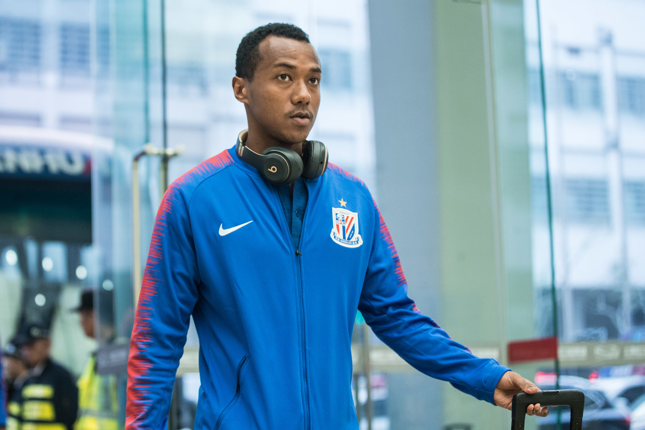 艾迪：今天這場其實(shí)還好，我跟蔣圣龍分配工作蠻平均的