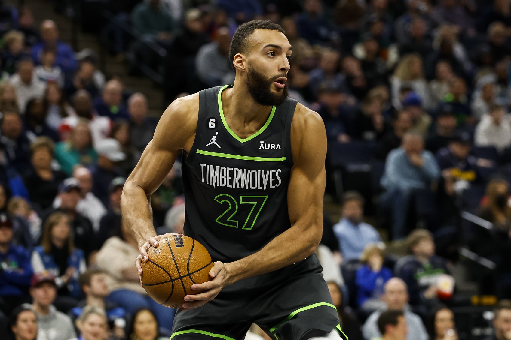 戈貝爾：球隊在進攻端打得不順 我們的防守端也受到了影響