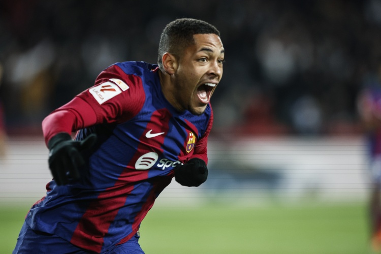 每體評(píng)羅克轉(zhuǎn)會(huì)：對(duì)巴薩是一個(gè)好消息，同時(shí)也體現(xiàn)了管理層的脆弱