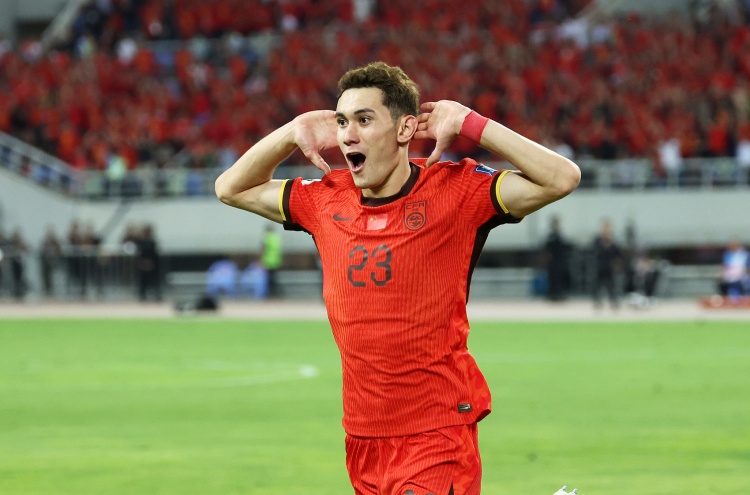 安永佳：拜合拉木絕對(duì)能在國(guó)家隊(duì)展現(xiàn)能力，希望國(guó)足晉級(jí)世界杯