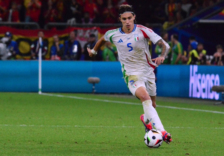 離場時并未拄拐！卡拉菲奧里：我不舒服，但我還什么都不知道