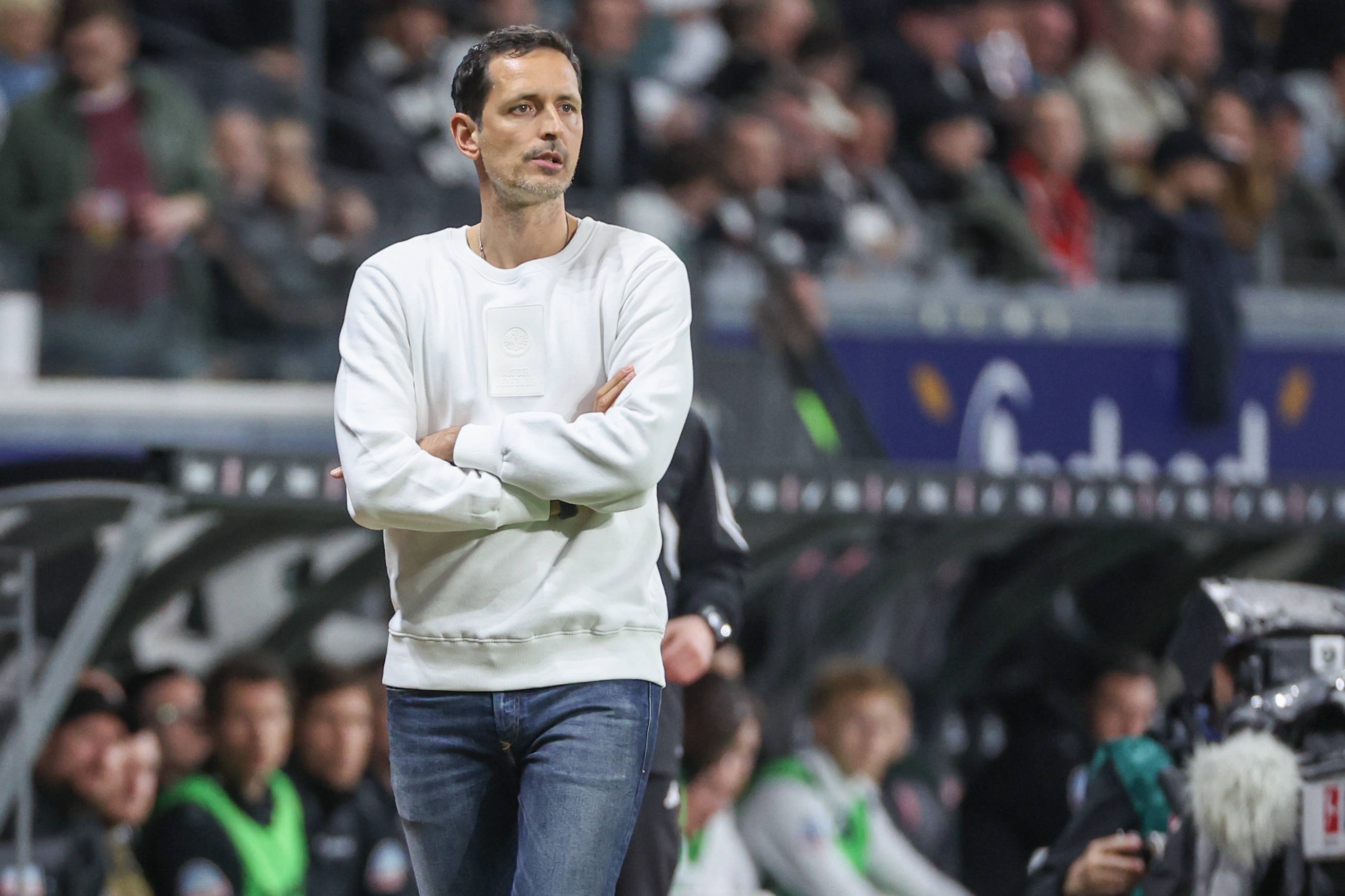 記者：法鷹有意與主帥托普默勒續(xù)約至2026之后，首次交流已完成