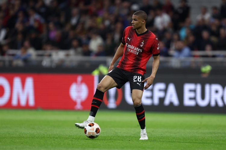 圖片報：勒沃庫森關(guān)注米蘭中衛(wèi)佳夫，球員對重返德國持開放態(tài)度