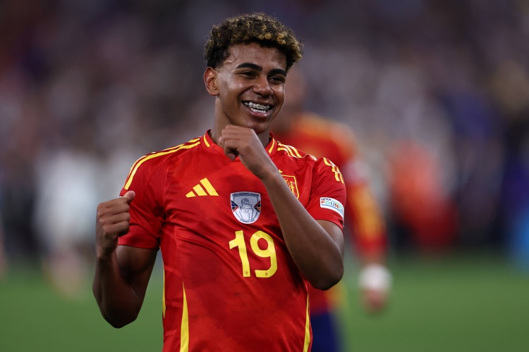 17歲258天！亞馬爾成為歐國(guó)聯(lián)歷史最年輕進(jìn)球者