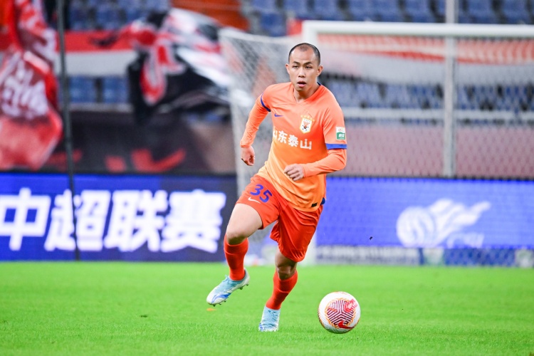 東體：在汪海健還是黃政宇上，事實(shí)證明伊萬(wàn)的決定并不完全正確