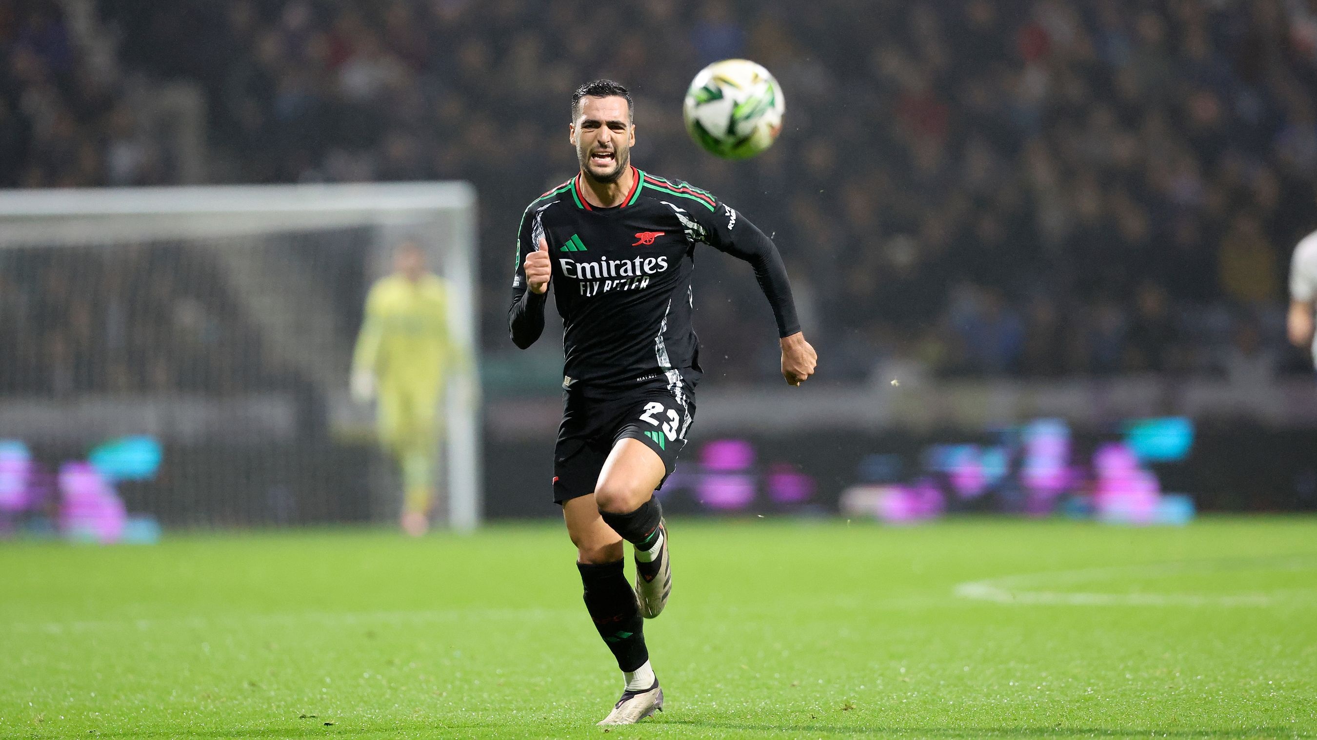 繼塔帥、小法等人后，梅里諾是第5位為槍手在歐冠進(jìn)球的西班牙人