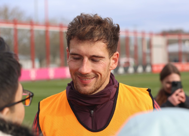 不賣了？弗羅因德：格雷茨卡抓住機(jī)會證明了自己，未來拭目以待