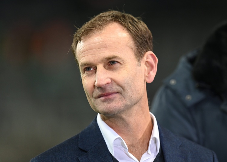 電訊報(bào)：重返英足總，前曼聯(lián)總監(jiān)阿什沃斯正商談?chuàng)胃吖苈毼? > </a>
                        <div   id=