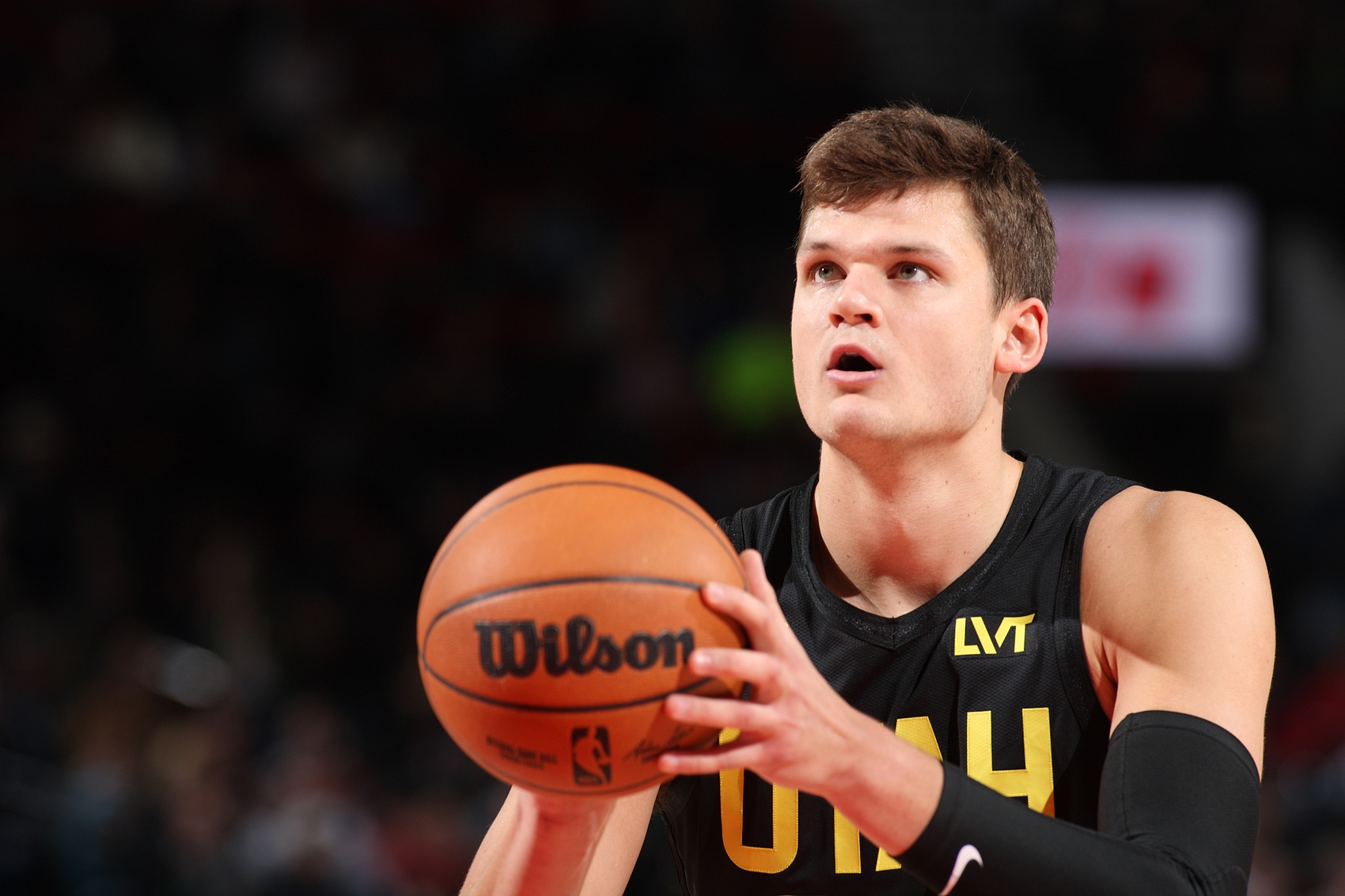 你們白眼饞！凱斯勒10投全中怒砍25分14板5助2斷 但是難救主！