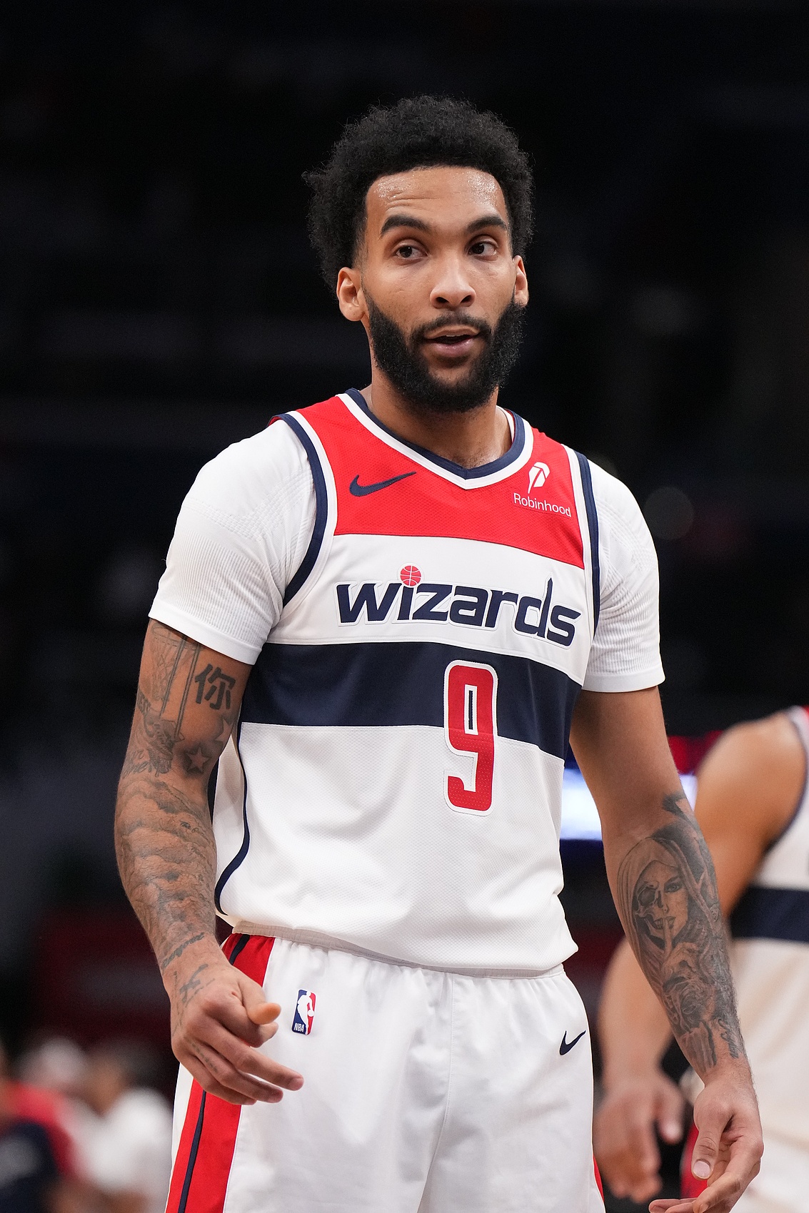 與球隊(duì)完成4年1000萬(wàn)續(xù)約合同！尚帕尼：非常感激 這意義重大