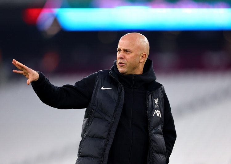 因禁賽看臺(tái)觀賽，斯洛特：壓力有比較小，你知道我會(huì)對(duì)判罰激動(dòng)