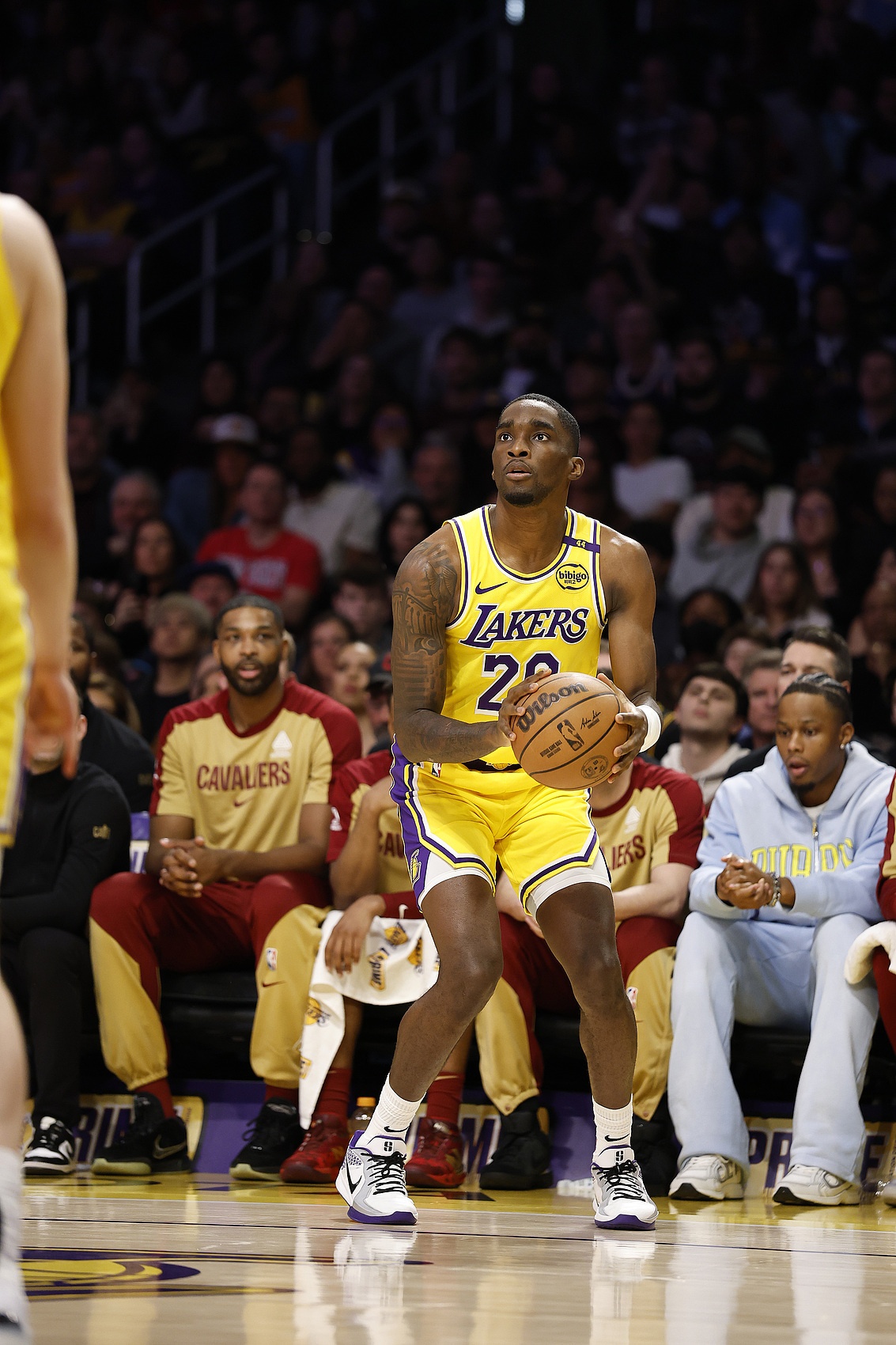 替補驚喜！米爾頓7中5&三分4中2拿到12分2板2助2斷 正負(fù)值+30