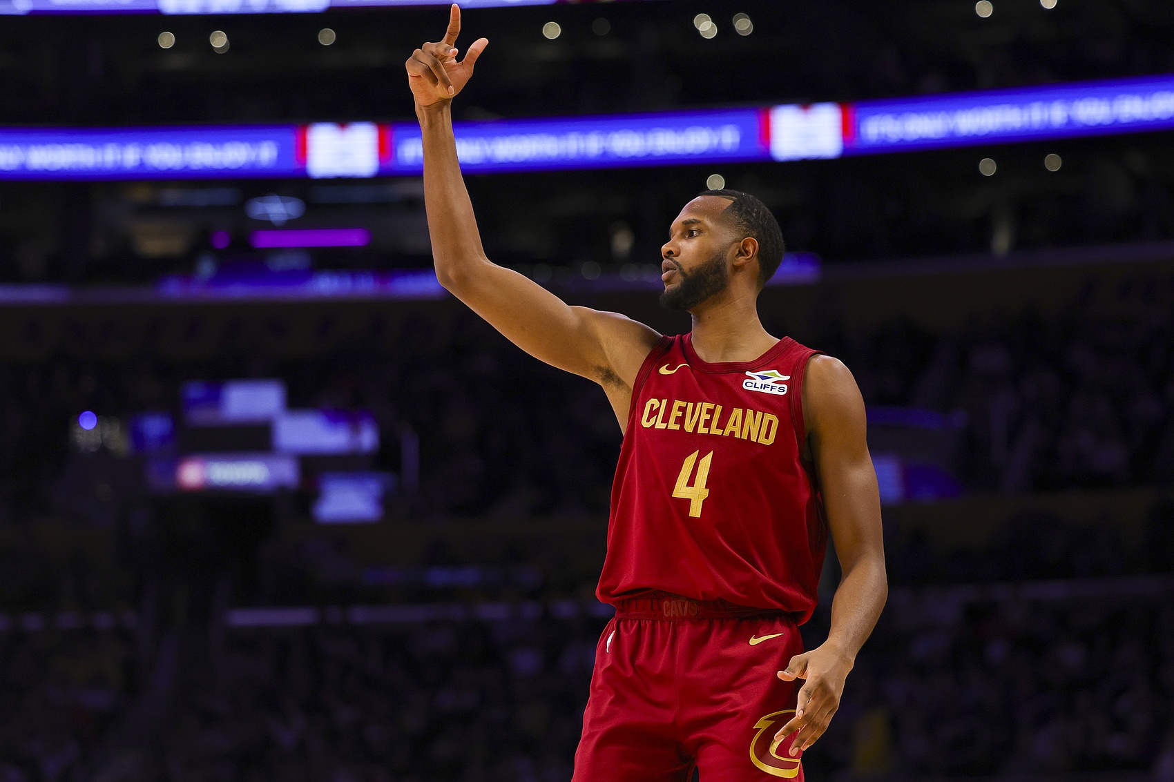 DPOY有力爭奪者！莫布里本賽季兩次拿下月最佳防守球員 聯(lián)盟唯一