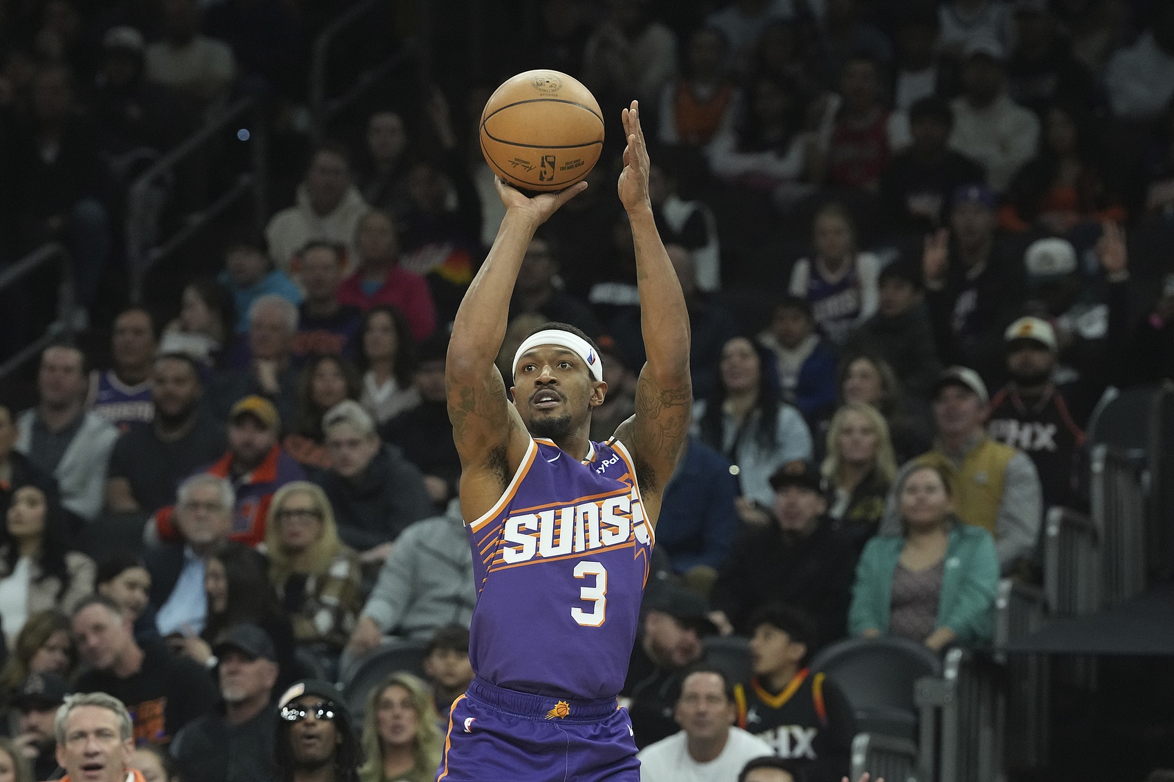 啞火！比爾上半場4投0中沒有得分 拿到2板2助 正負值-18