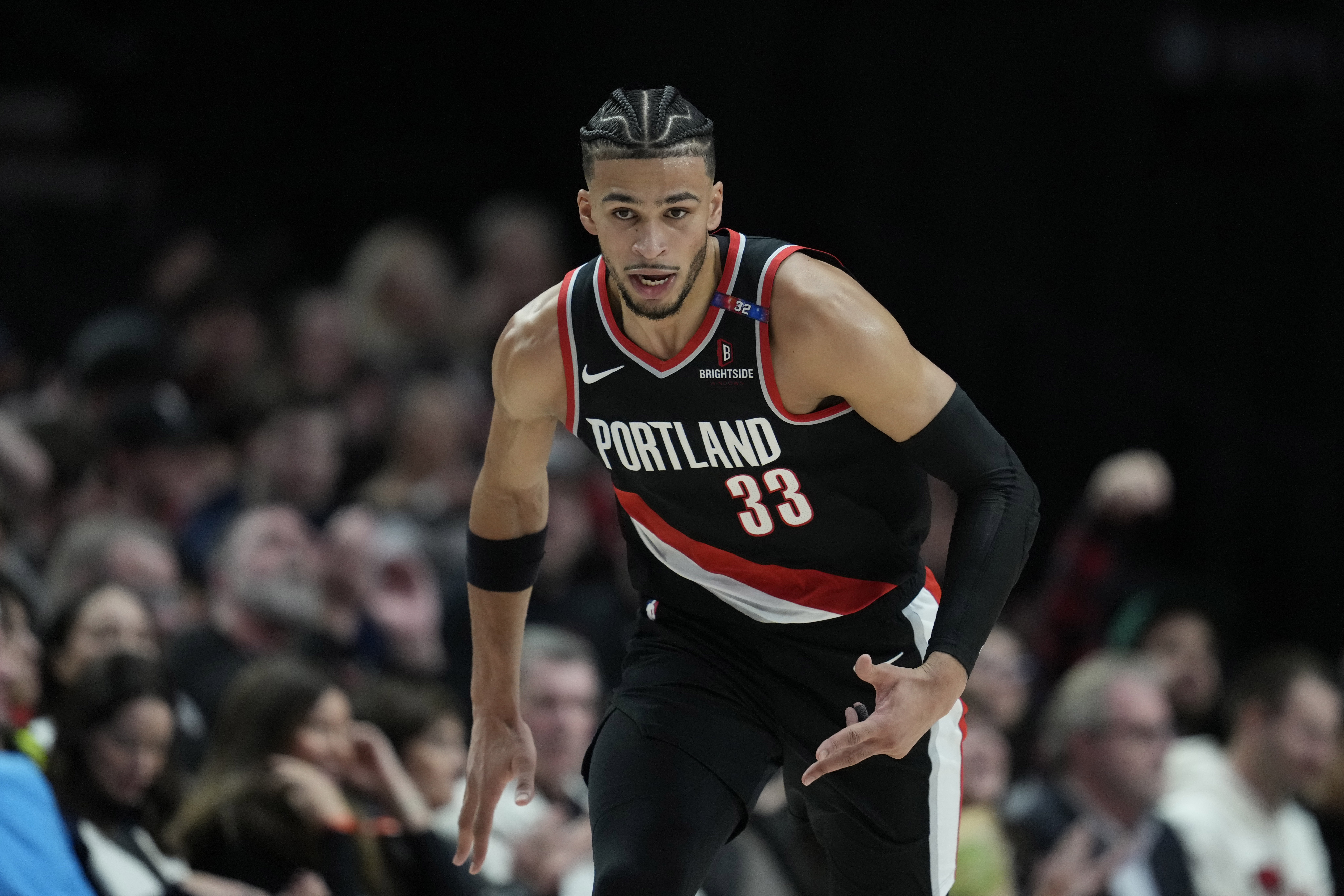 外線很準(zhǔn)！卡馬拉5記三分拿下21分7板3助2斷2帽