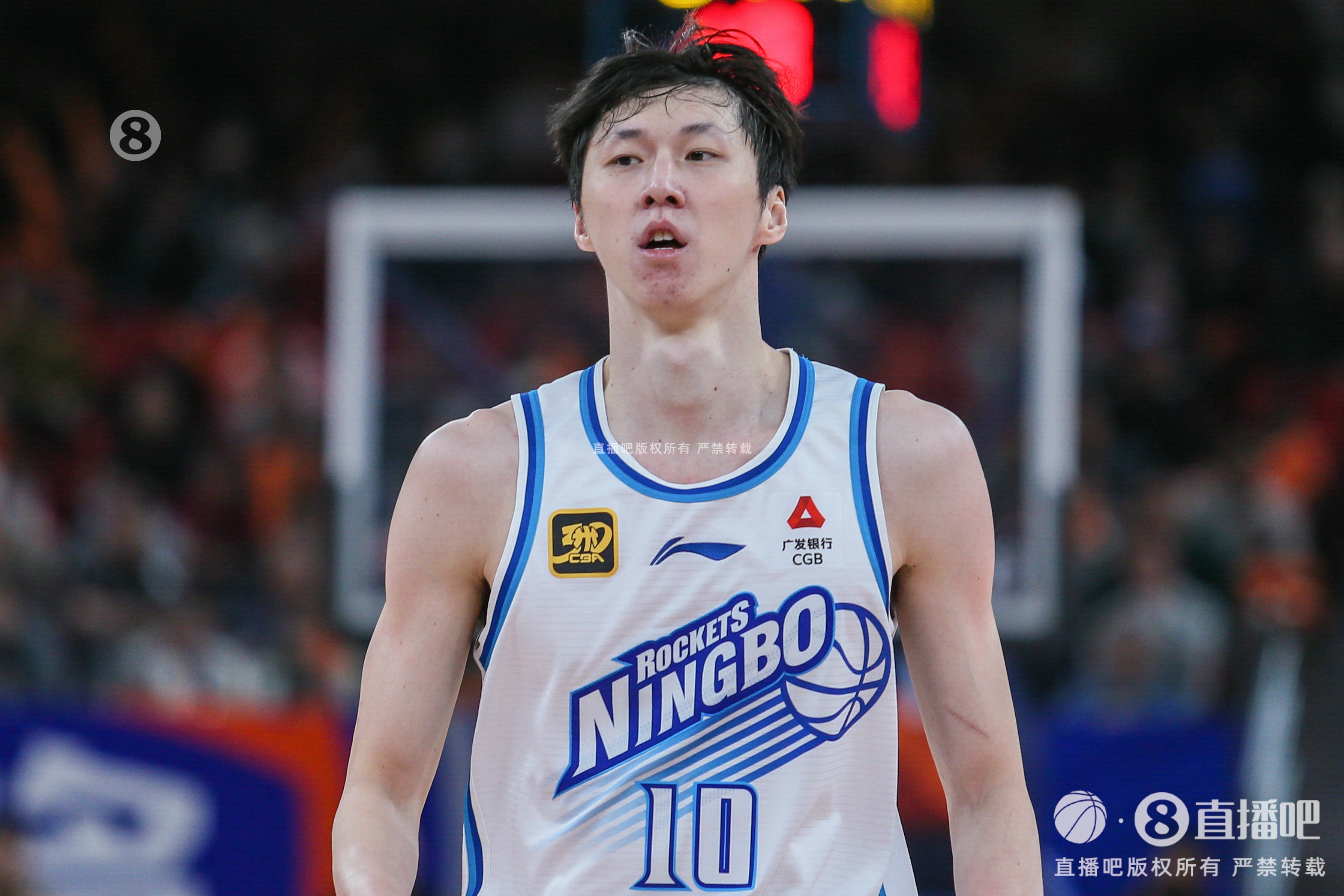 可惜關(guān)鍵三分未中！寧鴻宇11中7&三分5中2拿到16分9籃板
