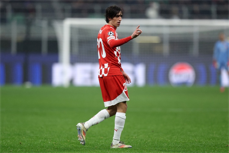 赫羅納官方：熱刺租將希爾已接受右膝外側(cè)副韌帶手術(shù)，賽季報(bào)銷(xiāo)