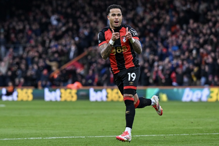 蛻變！克魯伊維特本賽季英超已送出6次助攻，此前2賽季共計(jì)1次